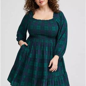 Torrid Mini Washable Challis Puff Sleeve Smocked Bodice Dress 4x 4 green plaid